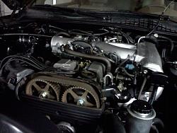 valve cover gaskets fail-valve-covers3.jpg