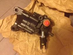 I just received my power steering pump and new acv. Does the acv connect to the pump?-power-steering.jpg