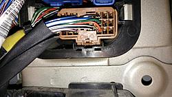 How To Disconnect Wiring Harness Plugs-20170408_115830.jpg