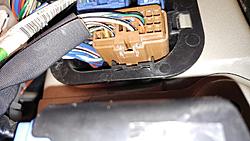 How To Disconnect Wiring Harness Plugs-20170408_115935.jpg