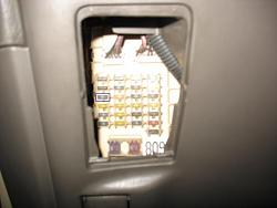 Mirror Control Not Working- Which Fuses??-img_2684.jpg
