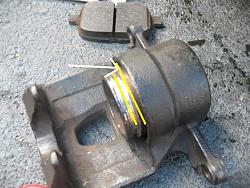 DIY: Lubricating the brake slide pins and replacing rubber dust boots-img_2939a.jpg