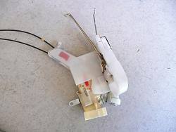 RX300: DIY door lock actuator fix write-up-2001-lexus-rx300-door-lock-actuator-058.jpg