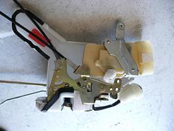 RX300: DIY door lock actuator fix write-up-2001-lexus-rx300-door-lock-actuator-061.jpg