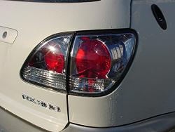 Lexus RX300 Altezza lights-lex-taillight-9.jpg