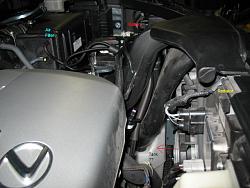 2009 Rx 350: What's The White Plastic Tank Under The Battery ?-lexus_002.jpg