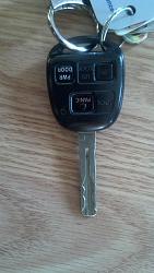 Remote can open but can't close windows??-keyfob1.jpg