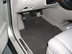 Need all weather mats for 330-dscn0492.jpg