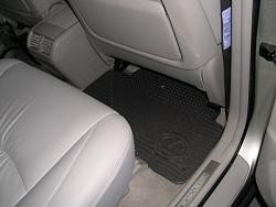 Need all weather mats for 330-dscn0495.jpg