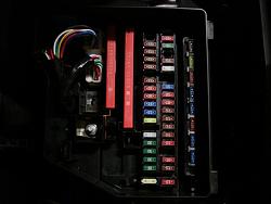 Fuse for interior lights-dsc00848.jpg