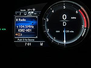 How to change HD Radio stations?-img_1584.jpg