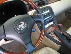 Wood-grain Steering Wheel to match tan interior-img_1052-custom-.jpg