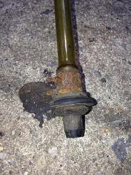 Reattach rear sunroof drain tube. I found it in the trunk-gasrunoff-.jpg