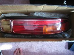 97+ passengers tail light for sale-picture-040.jpg