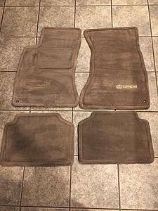 1998 SC300/SC400 Tan Carpet Floor Mats in Excellent Condition-img_8564.jpg