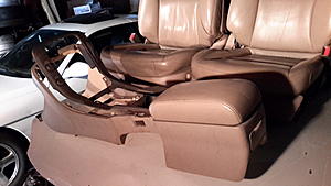 99 tan steering wheel,center console,home link visors,wooden knob-20170919_152952.jpg