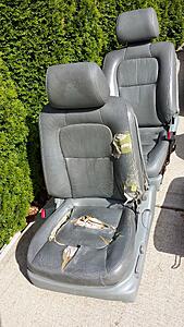 FREE grey destroyed interior Pickup-77tczvd.jpg