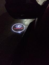 lexus logo projector puddle light-20130327_215918.jpg