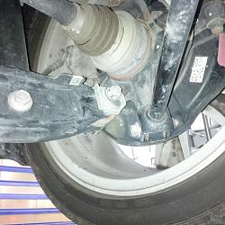 Suspension upgrades gone wrong.. Rear Camber Alignment issues!!!-img_00000724.jpg