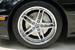 For those w/ brake caliper stickers-dsc01581.jpg