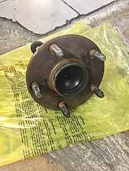 GS460 Aftermarket Shocks-wheel-bearing-old-5.jpg