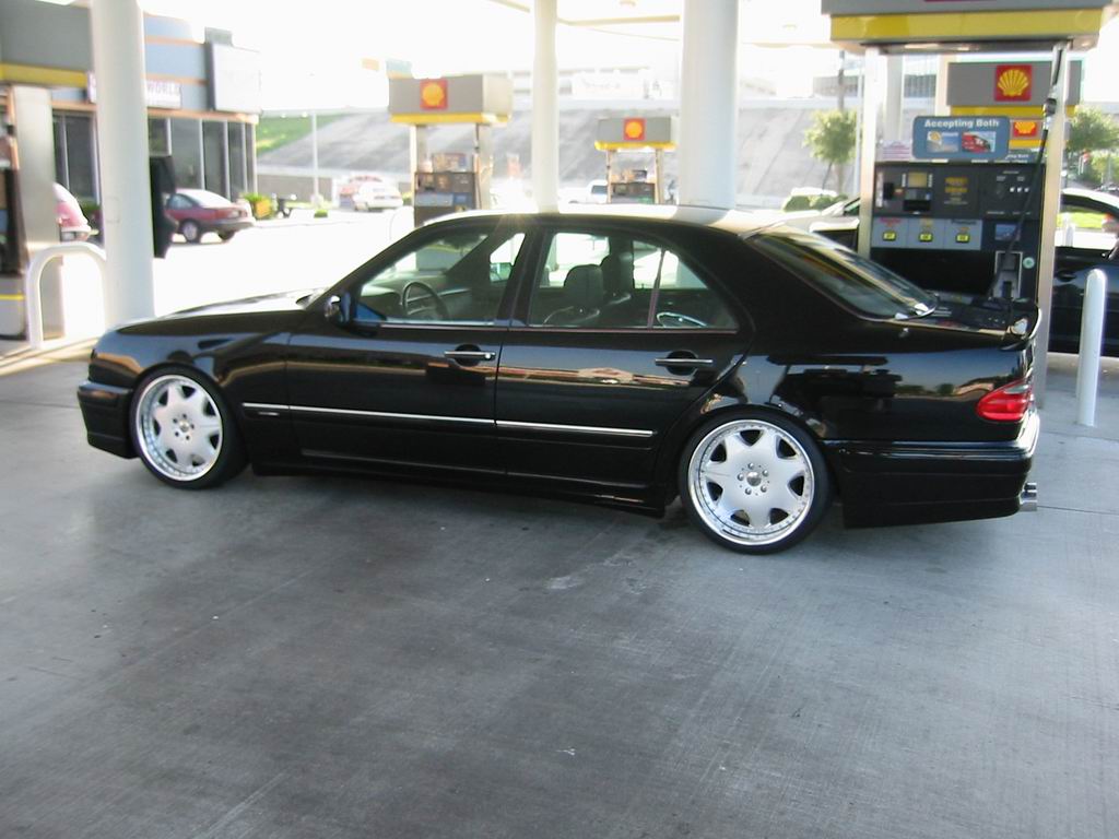 http://www.clublexus.com/forums/attachments/the-tire-racks-tires-wheels-and-brakes-forum/15607d1027000877-wheel-experts-project-w210-debut-auto-couture-lip-lovers-only-117-1734_img.jpg