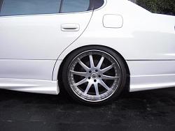 FS: 20' 3 piece custom V.I.P modular wheels w/ black chrome lip-cimg0147.jpg