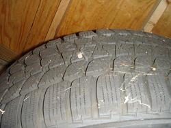 FS: Staggered 18&quot; OEM Wheels with Snow Tires (IS/GS) wiith &lt;1,000 miles-tread-detail-4.jpg