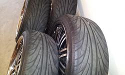 FS: Vossen VVS 082 20&quot; black machined wheels and tires (vouched)-20111128_162657.jpg