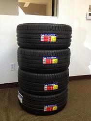 Brand new 245 40 18 2 set tires for sale Michellin PS3 and Pirelli P7-img_1865.jpg