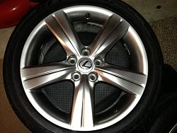 3GS oem 18&quot; rims w like new Toyo tires-image.jpg