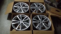 Lexus OEM 18&quot; Rims Staggered-20150908_211827.jpg