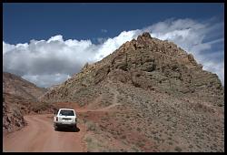 Is that safe to use SUV touring tires on dirt road-deathvalleyroad.jpg