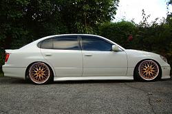 What do you think of this combo-white-car-gold-rims.jpg