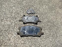 Brake pads bent/broken...what happened?-img_1351.jpg