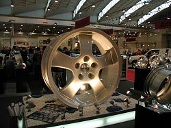 Some nice wheels from the Essen show-hugewheel.jpg