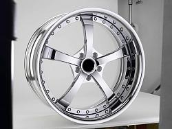 PROUD TO DISTRIBUTE MOTO FORGED LINE in USA-m105_1.jpg