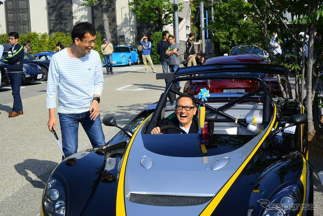 Akio Toyoda and Lexus Engineers Crash Cars & Coffee Event