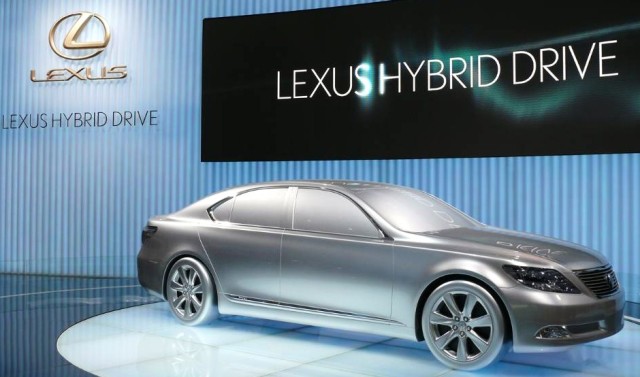 If Lower Fuel Costs are Dissuading Hybrid Buyers, What Should Lexus Do?