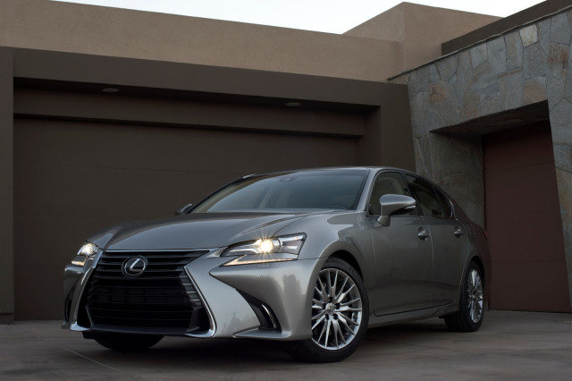 2016 GS 200t Fuel Economy Shows Why Lexus Is Going Turbo