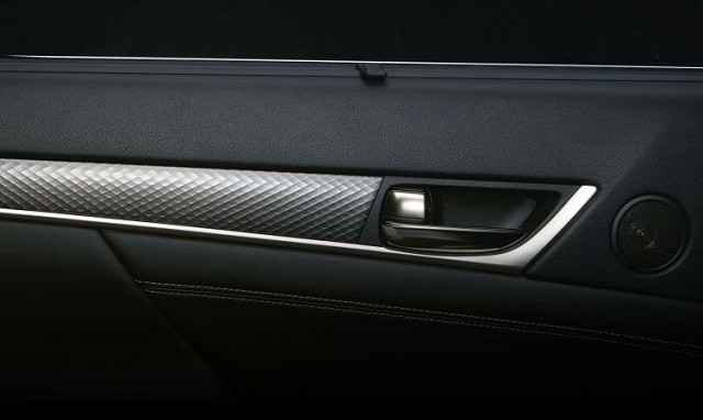 Lexus Uses Ancient Woodworking Techniques for the Aluminum Trim in the GS F