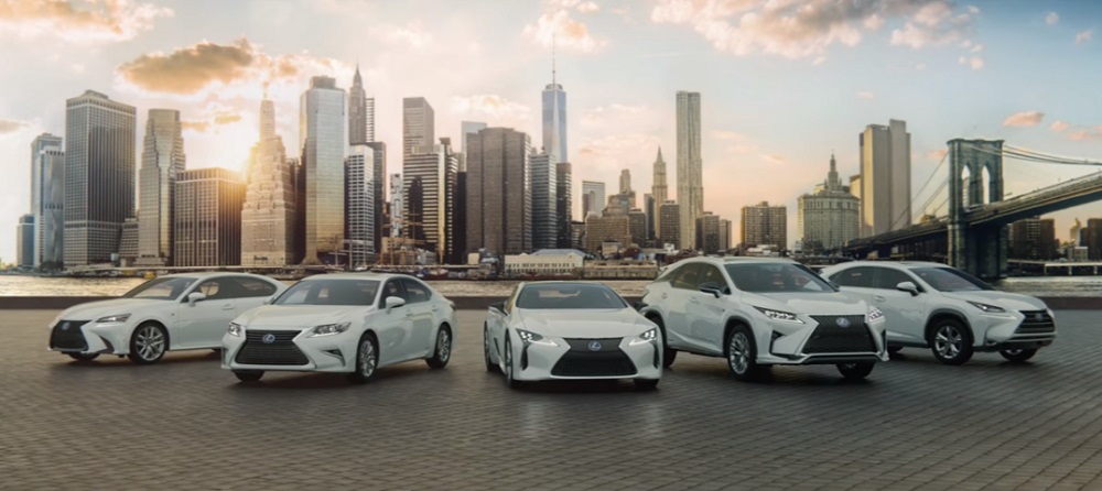 Lexus Hybrid Ad Takes Obvious Jab at Tesla EVs