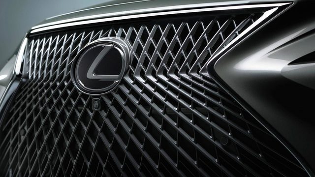 Daily Slideshow: The Amazing Evolution of Lexus’ Spindle Grille