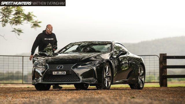 Daily Slideshow: An LC500h in the Outback