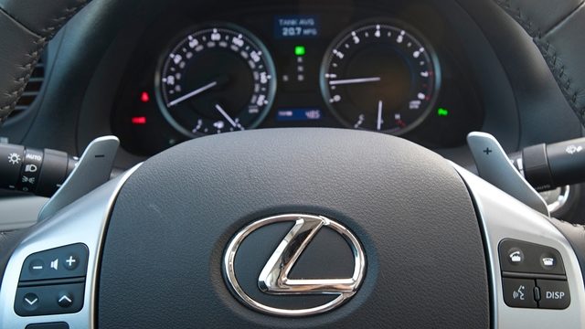 DIY: Understanding Your Lexus Warning Lights