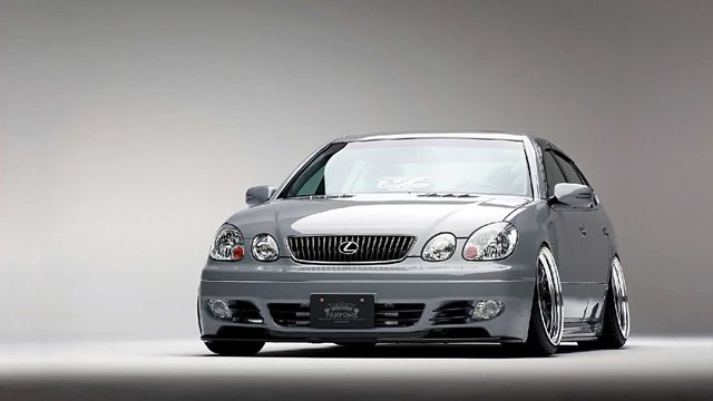 Daily Slideshow: This GS300 Parties Like it’s 1999