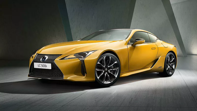 LC 500 Gets  a Limited Yellow Paint Job