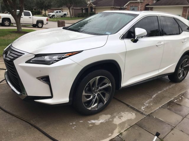 Lexus RX350 Owner Shares Tips on How to Jazz Up the Wheels