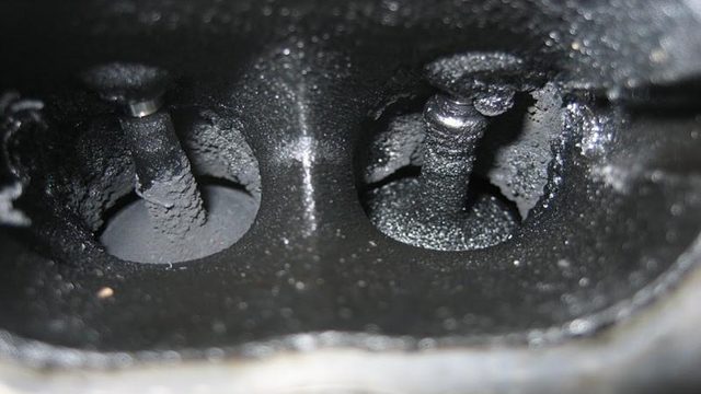 Lexus IS: Why am I Experiencing Carbon Buildup? (and How to Minimize It)
