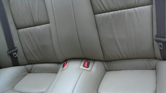 Lexus: How to Remove Wrinkles from Leather Seats